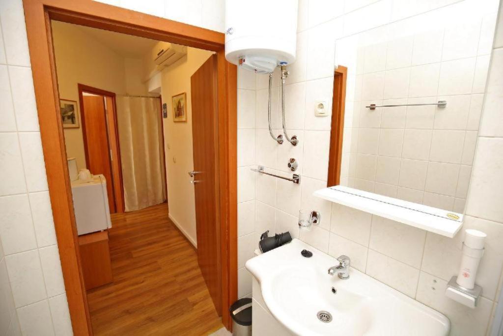 Ferienwohnung Victoria Old Town Zadar Exterior foto